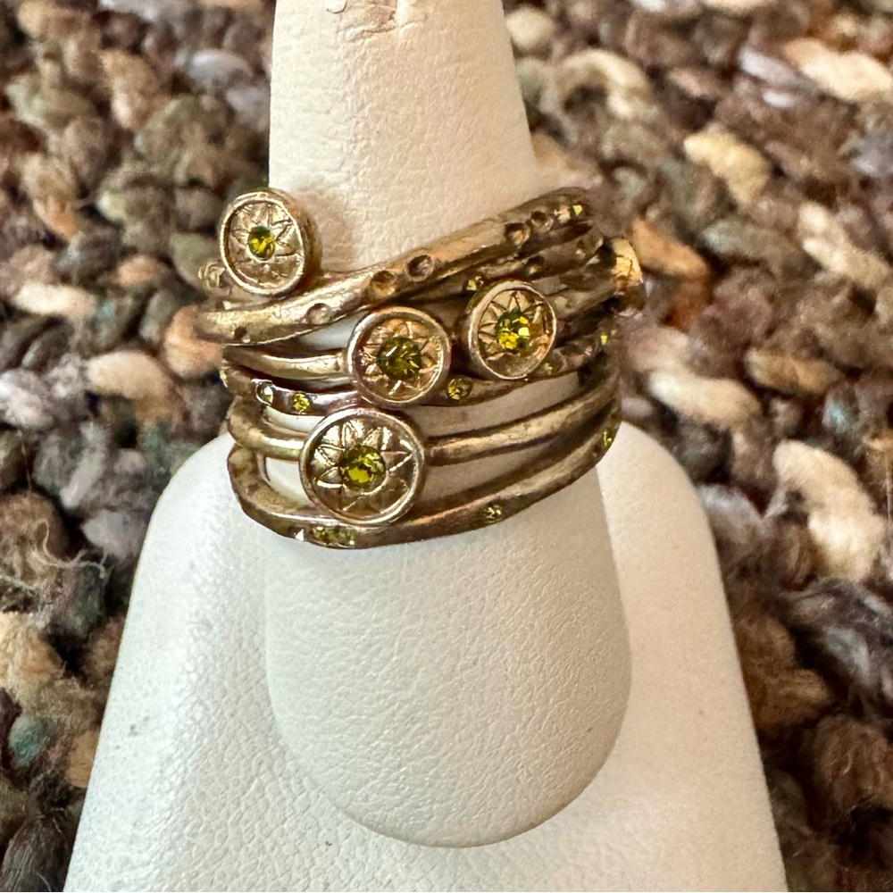 Chic Stackable Ring with Green Accents